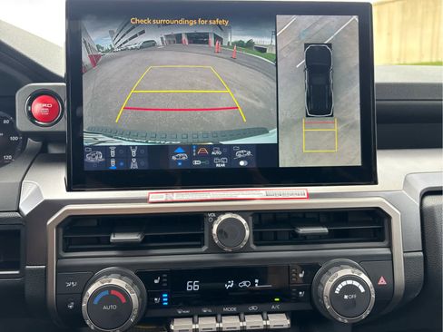 Certified 2025 Toyota 4Runner TRD Off-Road Premium AWD/4WD image 10