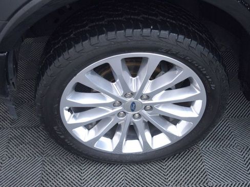 Used 2020 Ford F150 Limited w/ Trailer Tow Package image 21