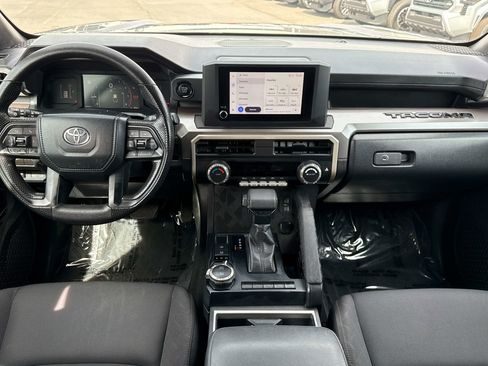 Used 2024 Toyota Tacoma SR5 AWD/4WD image 14
