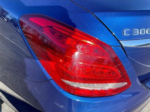 Used 2017 Mercedes-Benz C 300 4MATIC Sedan image 22