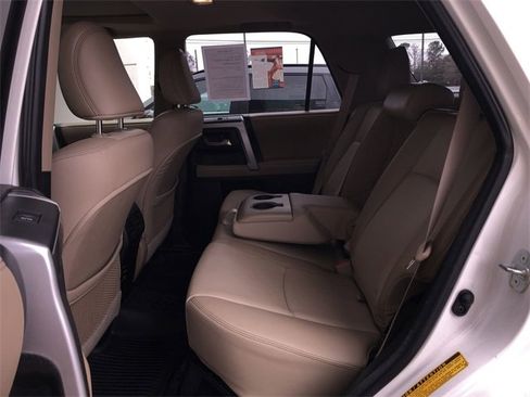 Used 2016 Toyota 4Runner SR5 Premium image 35