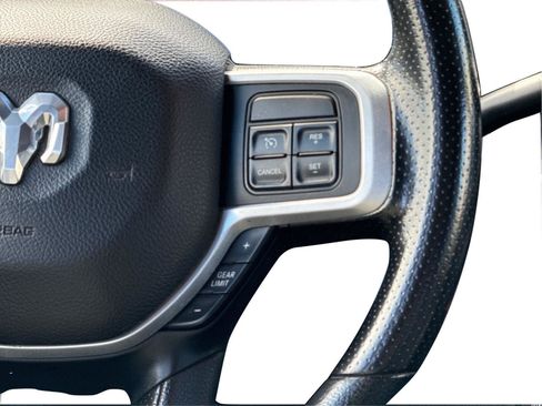 Used 2021 RAM 3500 Big Horn image 17