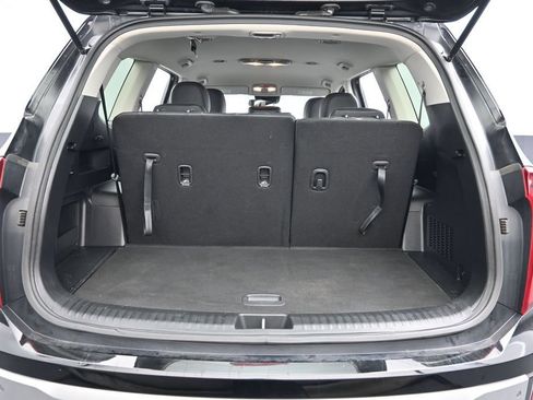 Used 2024 Kia Telluride LX FWD image 27
