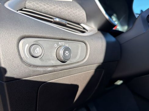 Used 2022 Chevrolet Malibu LT image 14