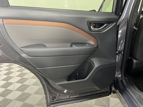 Used 2025 Subaru Forester Sport w/ Popular Package #2 image 12