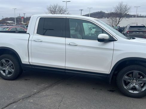 Used 2023 Honda Ridgeline RTL-E image 3