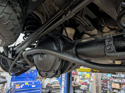 Used 2013 Chevrolet Avalanche LT w/ Suspension Package, Off-Road image 34