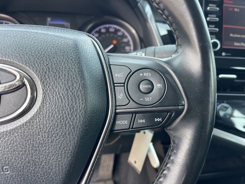 Used 2021 Toyota Camry SE image 17