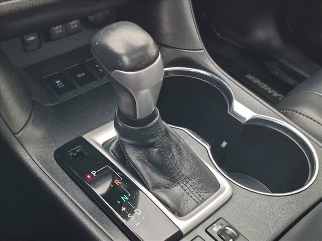 Used 2019 Toyota Highlander XLE AWD/4WD image 10