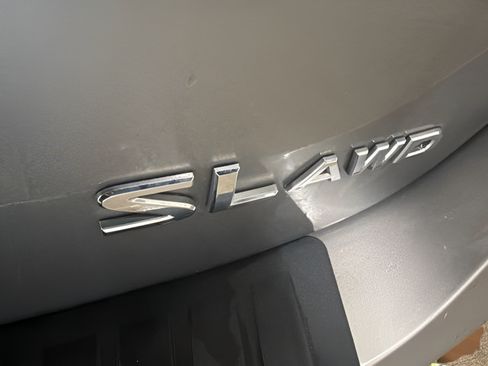 Used 2012 Nissan Rogue SL AWD/4WD image 7