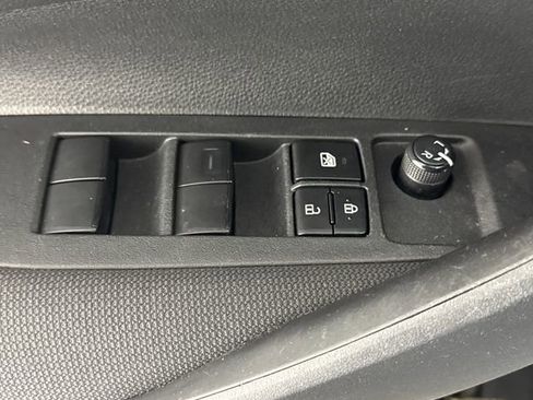 Certified 2023 Toyota Corolla LE image 30