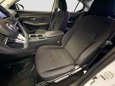 Used 2023 Nissan Sentra S FWD image 11