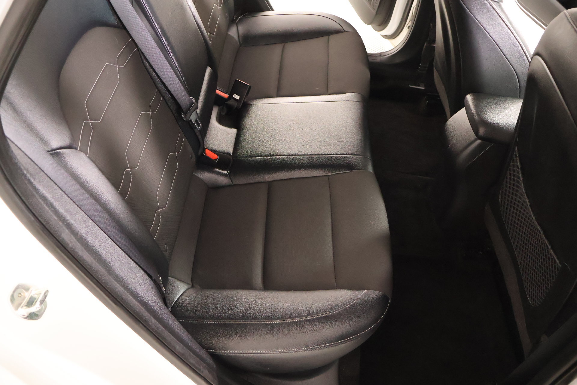 Used 2023 Kia Forte GT-Line w/ GT-Line Premium Package FWD image 14