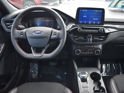 Used 2025 Ford Escape ST-Line AWD/4WD image 21