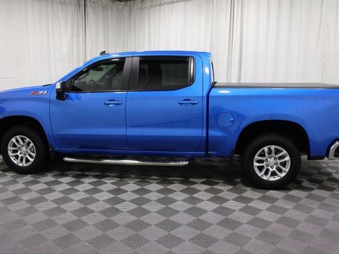 Used 2025 Chevrolet Silverado 1500 LT AWD/4WD image 34
