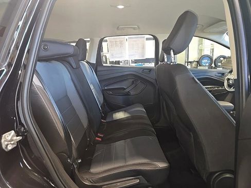 Used 2019 Ford Escape S image 29