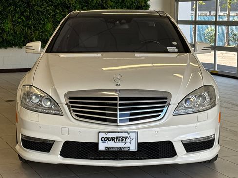 Used 2011 Mercedes-Benz S 63 AMG image 9