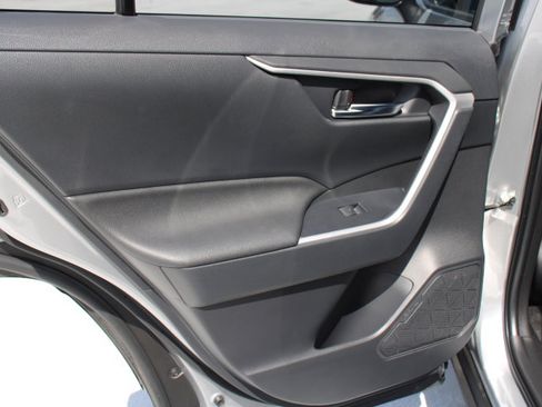 Certified 2025 Toyota RAV4 SE w/ Convenience Package image 13