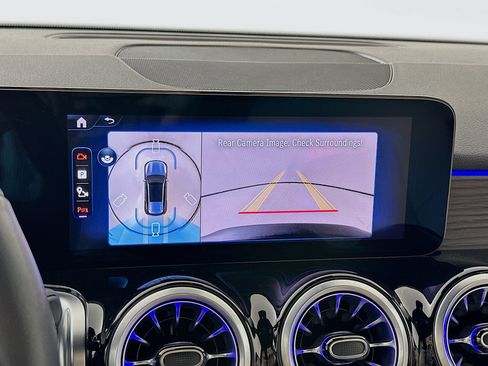 Certified 2025 Mercedes-Benz EQB 250+ image 15