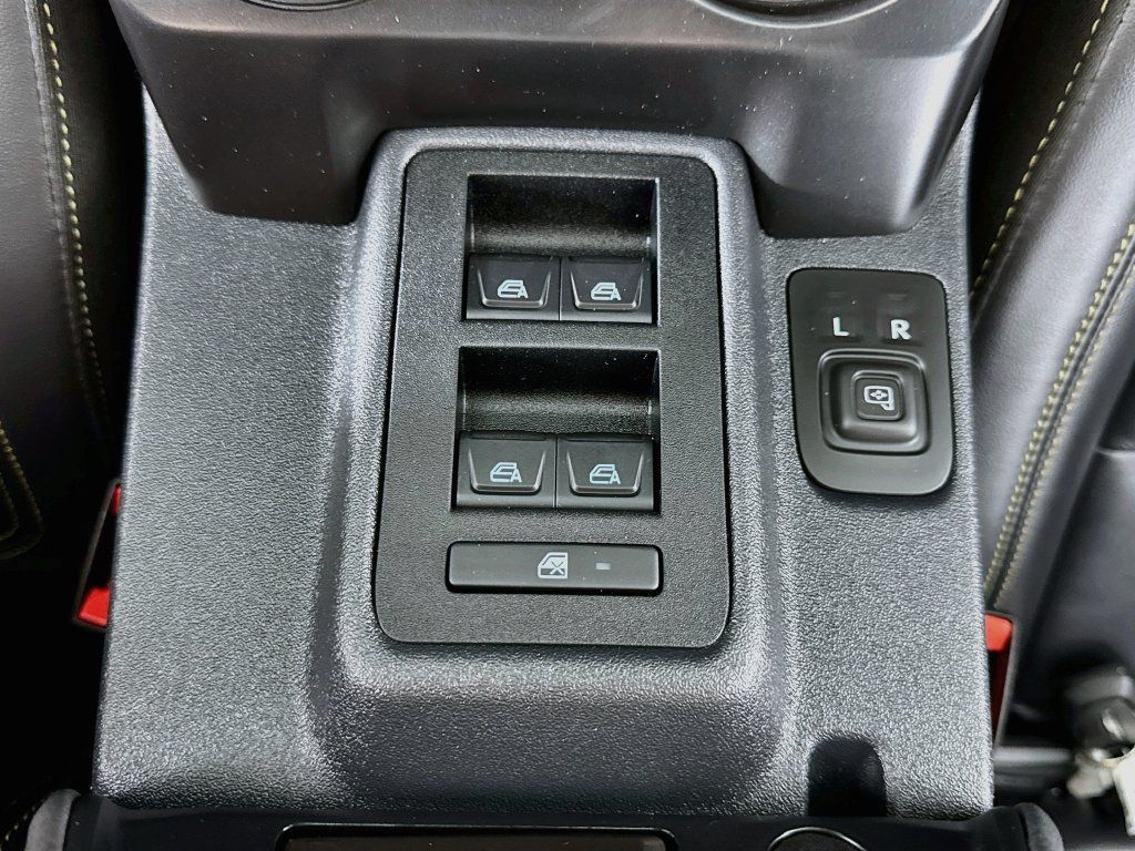 Used 2025 Ford Bronco Badlands AWD/4WD image 25