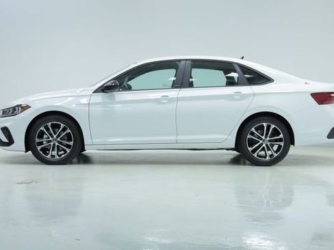 New 2026 Volkswagen Jetta Sport FWD image 4
