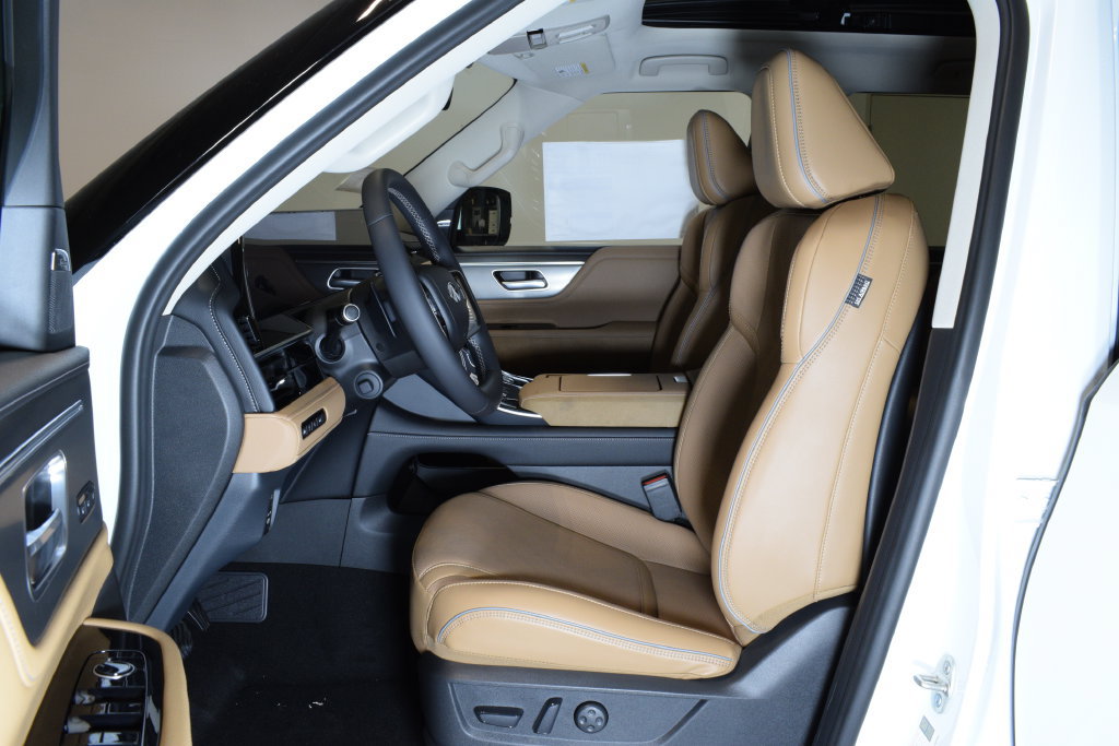 New 2027 INFINITI QX80 Luxe w/ Cargo Package AWD/4WD image 11