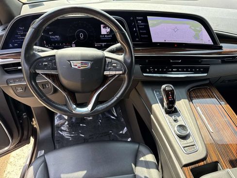 Used 2023 Cadillac Escalade ESV Luxury AWD/4WD image 30