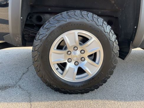 Used 2019 Chevrolet Silverado 1500 LT AWD/4WD image 49