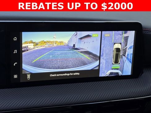New 2026 Nissan Kicks SR FWD image 16