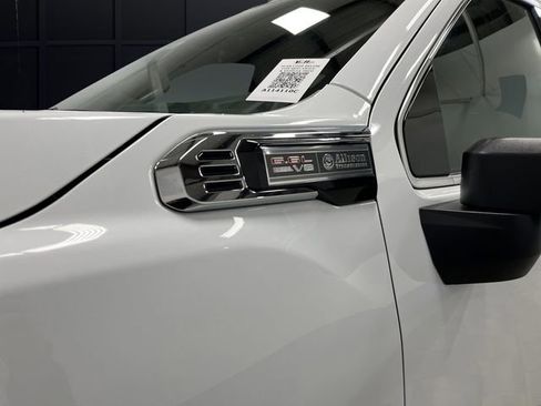 Used 2024 GMC Sierra 2500 SLE w/ SLE Convenience Package image 37