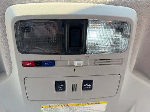 Used 2018 Subaru Forester 2.5i Limited image 27