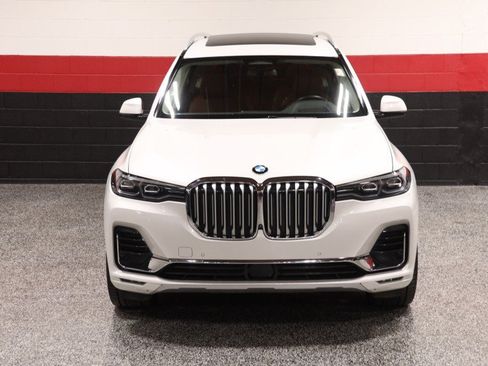 Used 2019 BMW X7 xDrive40i w/ Premium Package AWD/4WD image 12