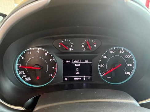 Used 2023 Chevrolet Malibu LT FWD image 8