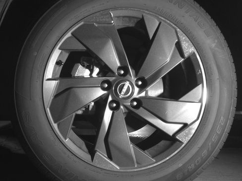 Used 2025 Nissan Rogue SV FWD image 12