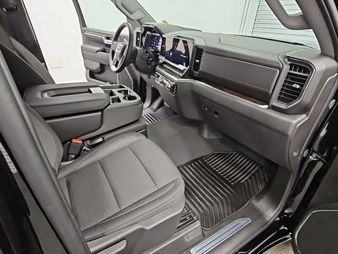 New 2026 GMC Sierra 1500 SLE w/ Preferred Package image 35