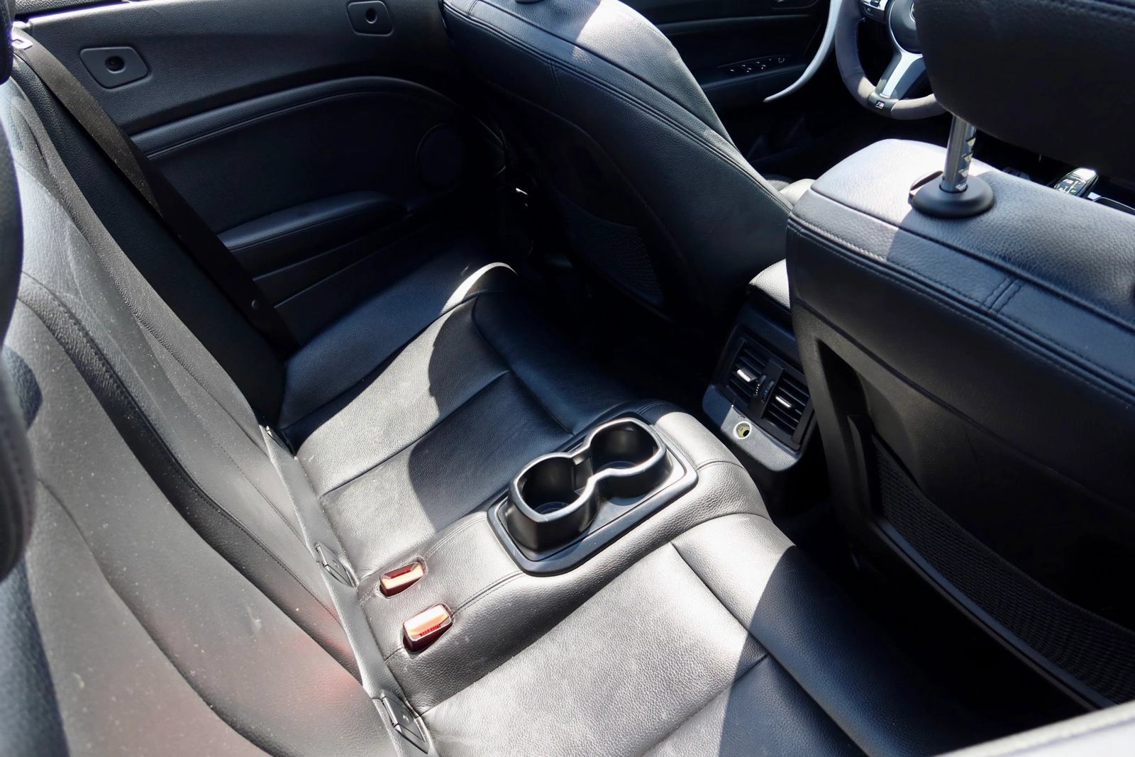 Used 2018 BMW M240i Convertible RWD image 22