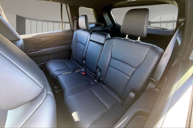 Used 2024 Honda Passport EX-L image 21