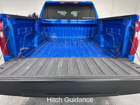 Used 2023 Chevrolet Silverado 1500 LT AWD/4WD image 26
