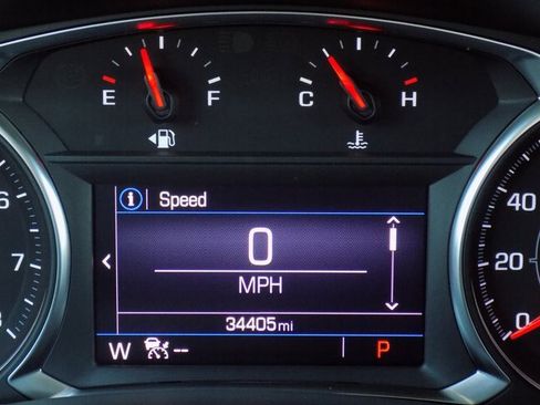 Used 2023 GMC Terrain SLE w/ Driver Convenience Package image 15