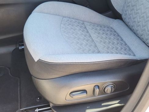 Certified 2023 Chevrolet Equinox LT image 25