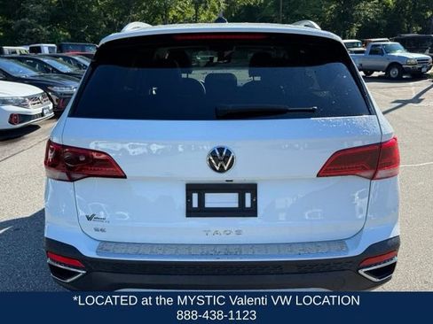 Certified 2023 Volkswagen Taos SE w/ Panoramic Sunroof Package FWD image 7