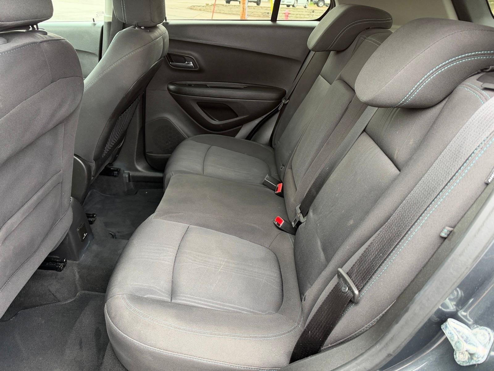Used 2016 Chevrolet Trax LT FWD image 7