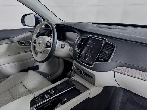 Used 2021 Volvo XC90 T6 Inscription w/ Advanced Package AWD/4WD image 29