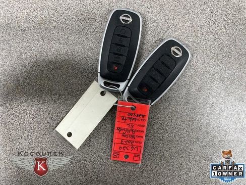 Used 2023 Nissan Pathfinder SL w/ Lighting Package (N92) AWD/4WD image 26