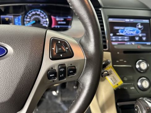 Used 2013 Ford Taurus SEL image 13