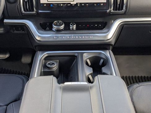 New 2025 Ford Expedition Max Platinum w/ Stealth Performance Package image 20