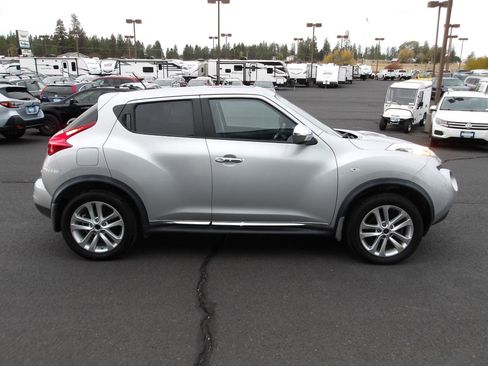 Used 2013 Nissan Juke SL w/ Chrome Pkg AWD/4WD image 6