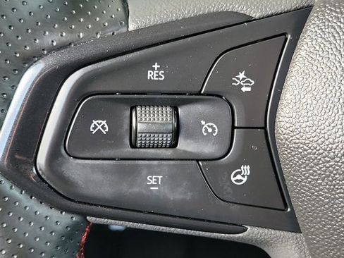 Used 2024 Chevrolet TrailBlazer RS w/ Convenience Package FWD image 8