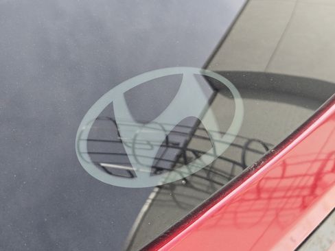 Used 2025 Hyundai Tucson SEL image 12