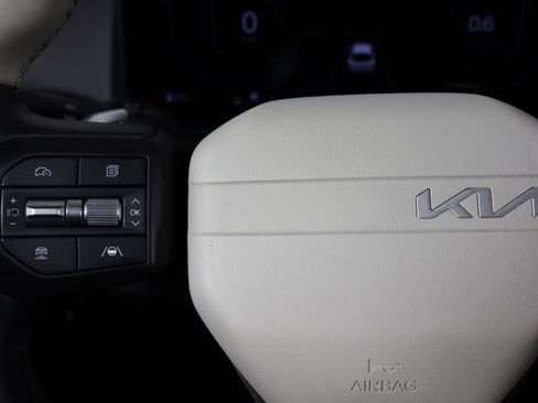 Used 2025 Kia K4 GT-Line w/ GT-Line Sunroof Package FWD image 8